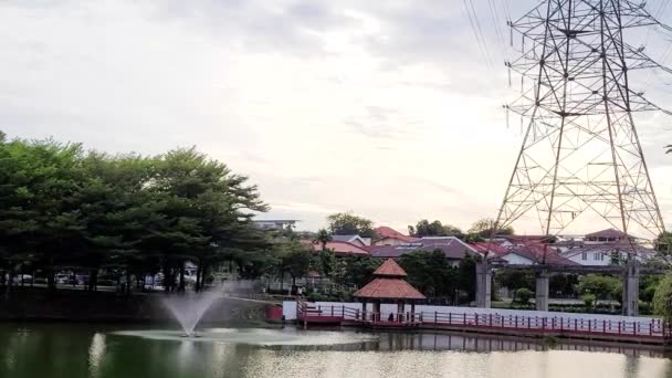 Park Lake Gazebo Fountain — Vídeo de Stock