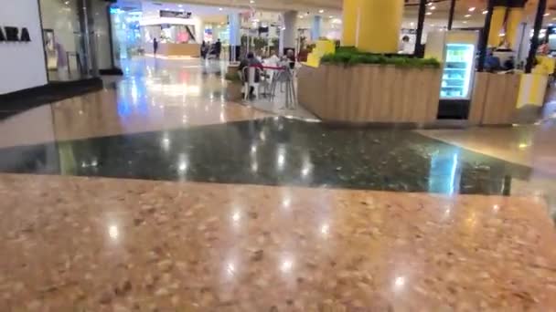 Caminando Por Centro Comercial Malasia — Vídeo de stock