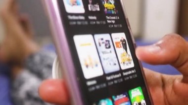 Google PlayStore 'un Film Bölümü Kontrol Ediliyor