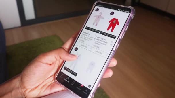 Compras Line Para Roupas Criança Rompers — Vídeo de Stock