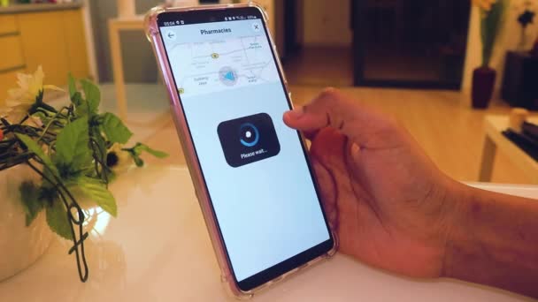 Using Navigation App Searching Pharmacies — Wideo stockowe