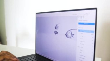 Üç boyutlu bir uygulama üzerinde çalışan kişi. Gölgeleme Seçenekleri.