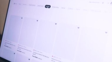 İnternette Tur Rehberi Aranıyor. Hayvan Tur Rehberi Seçeneği