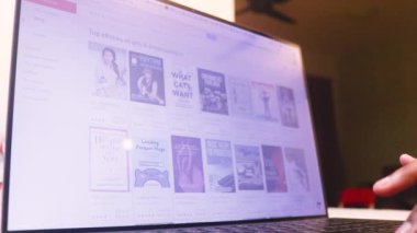 Google Playstore Kitap Bölümü 'nde Sörf