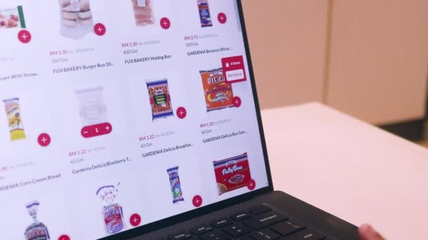 Shopping Groceries Laptop Going Checkout Dalam Bahasa Inggris — Stok Video