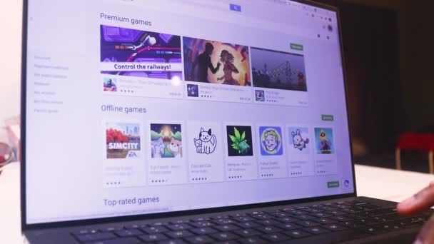 Navegando Seção Jogos Google Play Store — Vídeo de Stock