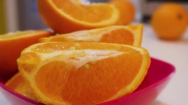 Pembe Plastik Kasedeki Portakallar