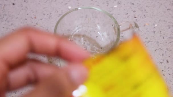 Teabags Getting Put Glass Cup — Vídeo de Stock