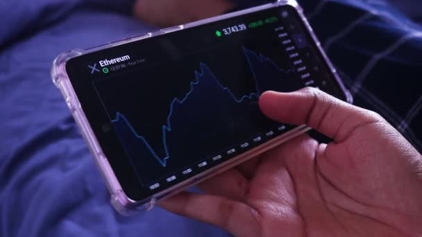 Woman Bed Checking Ethereum Stock Chart Wave Mode — 图库视频影像