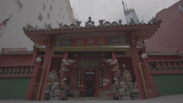 Kinesiska Templets Främre Nära Gata — Stockvideo