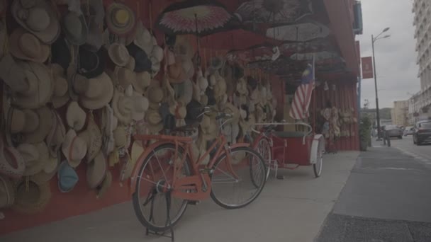 Street Stall Avec Vélo Des Chapeaux — Video