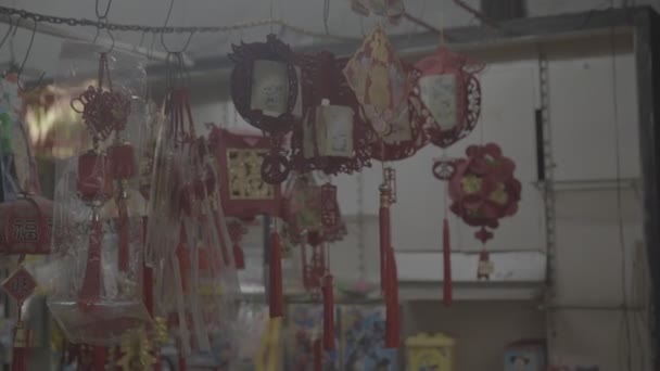 Chinese Decoraties Opknoping Een Winkel China Stad — Stockvideo