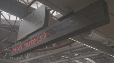 Malezya Tren İstasyonu Elektrik İşaret Kurulu