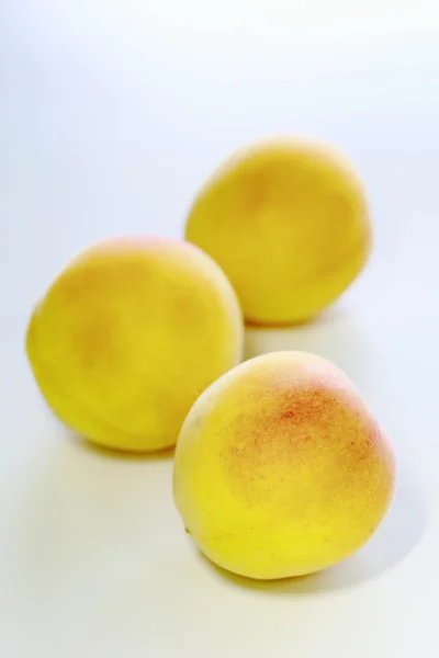 Frutti maturi di Ume — Foto Stock