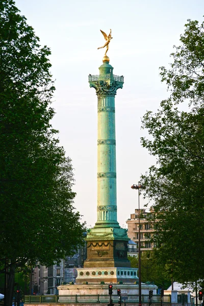La bastille sütun