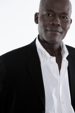 yakışıklı Afro-Amerikan erkek portresi