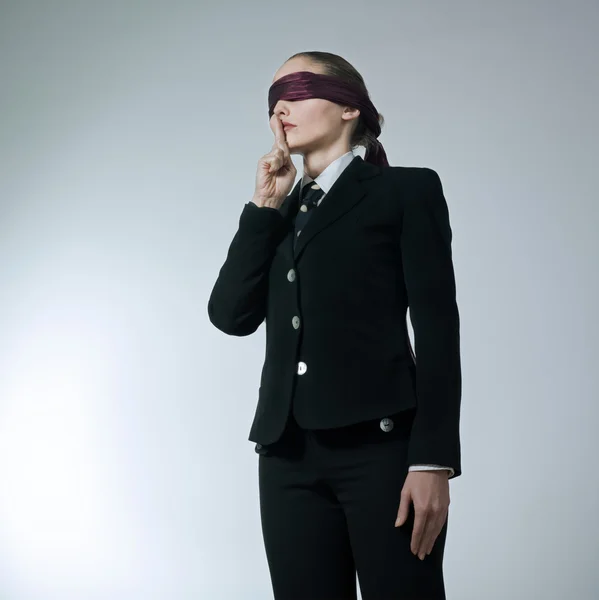 Blinddoek vrouw — Stockfoto