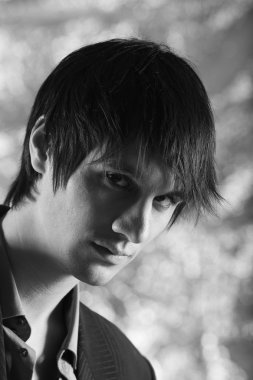 etkileyici genç adam