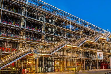 pompidou Merkezi Müzesi beaubourg cityscape paris Fransa