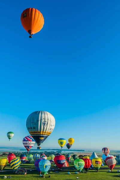 Mondial hete lucht ballon reünie in Lotharingen Frankrijk — Stockfoto