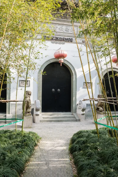 Temple of gucheng park shanghai china — Stock Photo, Image