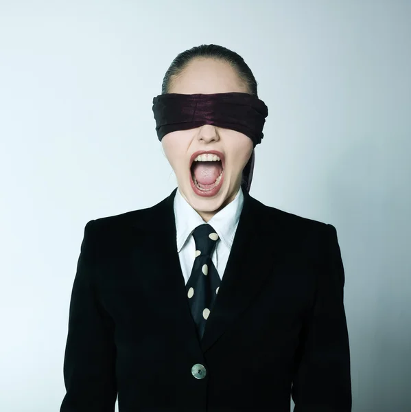 Blindfold business woman — Stock Photo, Image