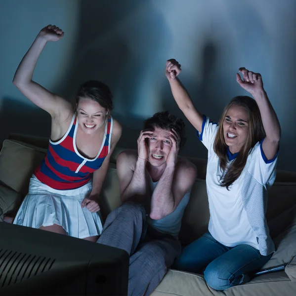 Watching sport on tv — Stock Photo, Image