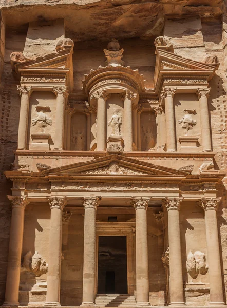 Al Khazneh or The Treasury in nabatean city of petra jordan — Stock Photo, Image