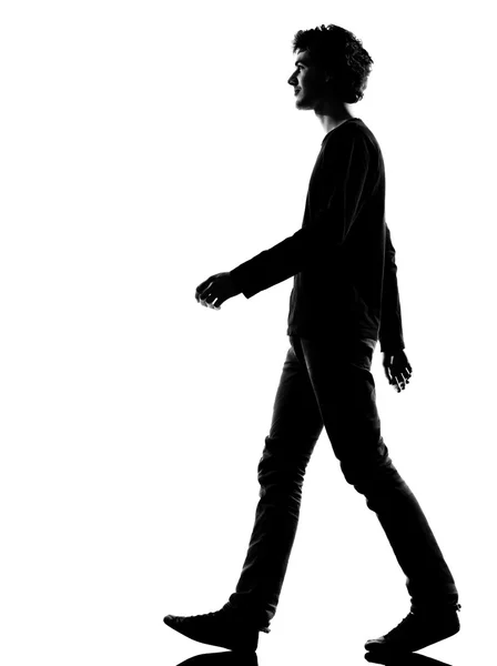 Jonge man silhouet triest wandelen — Stockfoto