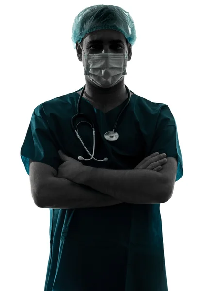 Doktor cerrah erkek portre yüz maskesi silah ile silhouet geçti — Stok fotoğraf