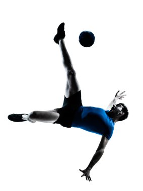 Uçan tekme siluet erkek futbol oyuncusu