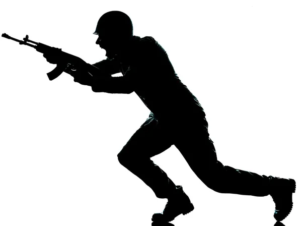 Armeesoldat auf Angriff Silhouette — Stockfoto