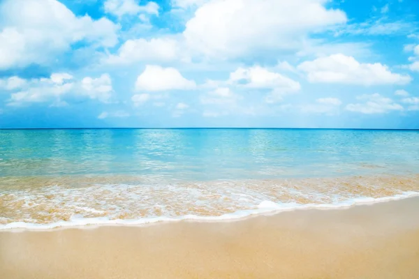 Beautiful beach — Stock Photo, Image