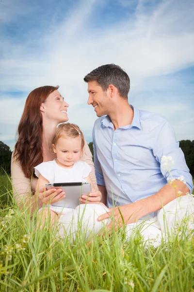 Familia feliz — Foto de Stock