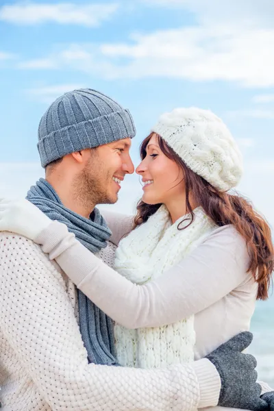 Omhelzing van liefde — Stockfoto