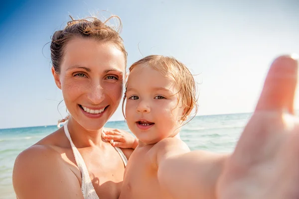 Sommerfelsen — Stockfoto