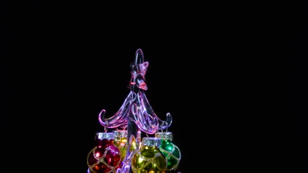 圣诞显卡小圣诞树 四周围着圣诞蜡烛和彩蛋特写 — 图库视频影像
