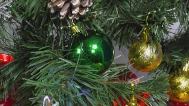 Video Card Background Green Christmas Tree Gifts Rotates Small Christmas — 图库视频影像