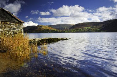 İskele ve kayıkhane