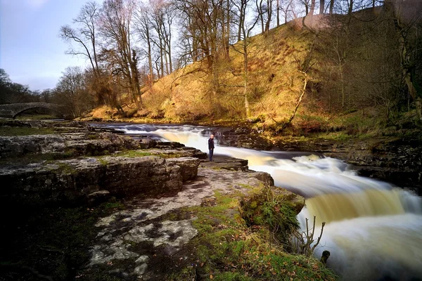 Stainforth waterval — Stockfoto