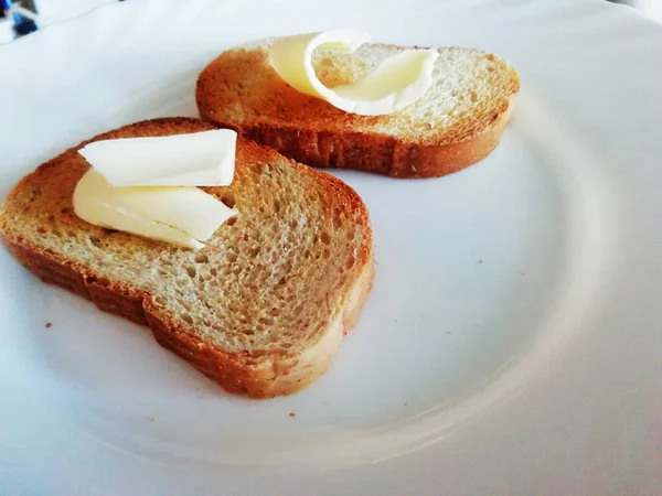 Sandwich Casero Con Mantequilla Para Desayuno Mantequilla Sándwich Mesa Blanca — Foto de Stock