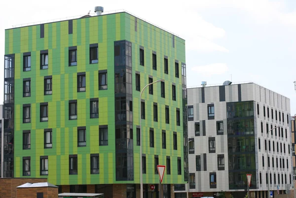 Innopolis, Rusya - 11 Haziran 2018: Kazan ilçesindeki It-Village 'da modern bina. Tataristan 'daki Innopolis şehri. Innopolis 'teki konut binaları.