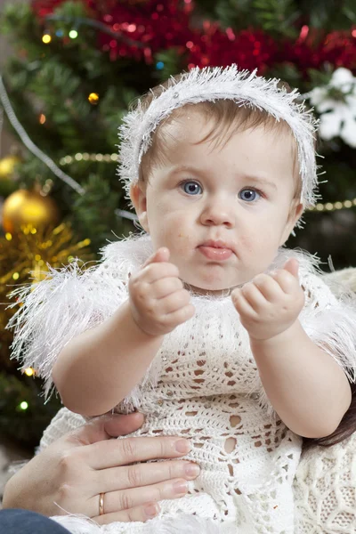 Happy little baby with her mother — Stock Photo, Image