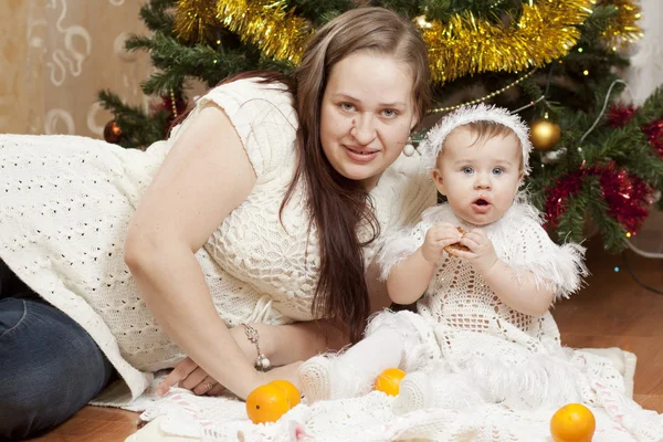 Happy little baby with her mother — Stock Photo, Image