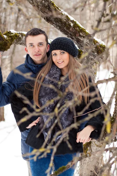 Happy Young Couple in Winter garden — Stock Photo, Image