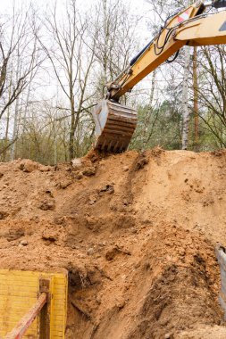 Siper duvarlarının önlemek için metal yüklenmesini destekler. Astar duvarlar çöken işçiler Kaydet korur.
