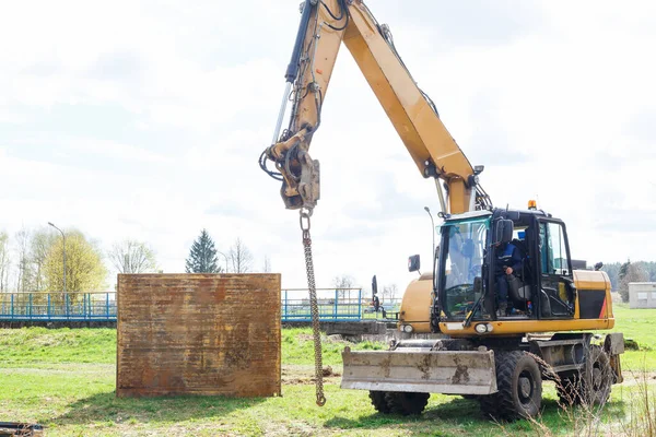 Installatie Van Metaal Ondersteunt Ter Bescherming Van Muren Van Trog — Stockfoto