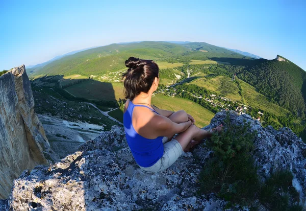 Détente dans les montagnes la Crimée. Kachy-Kalion . — Photo