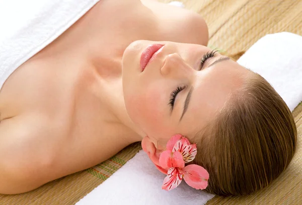 SPA mujer de masaje — Foto de Stock