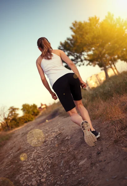 Жінка бігун — стокове фото